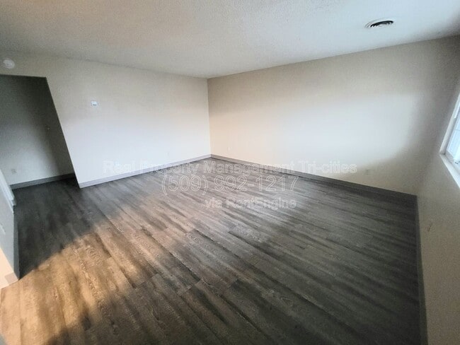 Photo - 218 S McKinley Pl