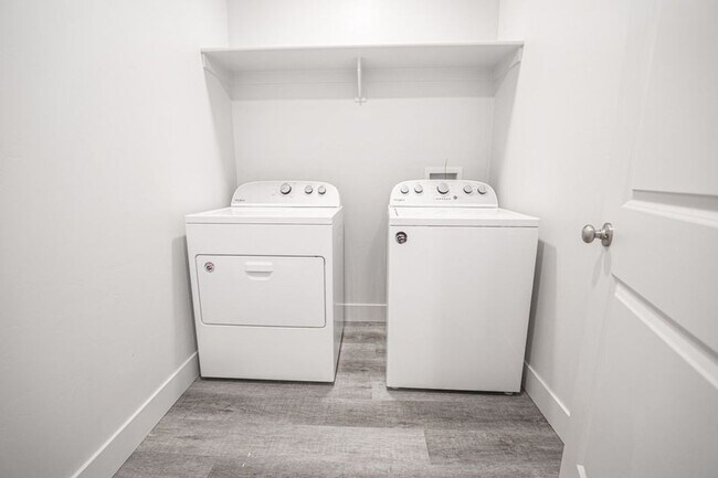 Photo - 3 bed, 2.5 bath Summerfield Townhome found in Rexburg!