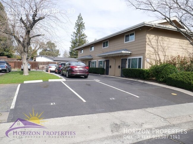Photo - 211 Talisman Dr Unit #D