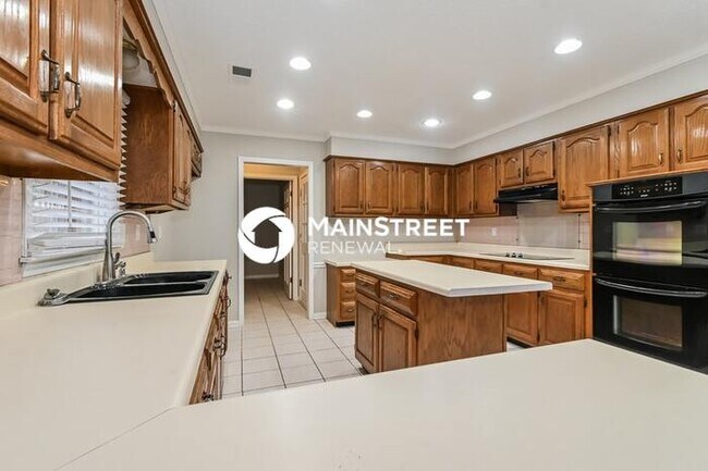 4 Bedroom Pet-Friendly Home in CORDOVA, TN with Main Street Renewal