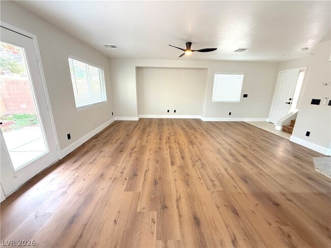 Photo - 224 Wicked Wedge Way