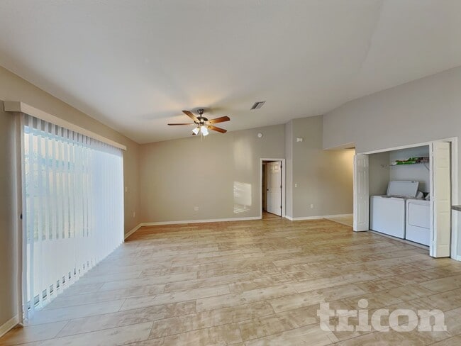 Photo - 2707 95th St E