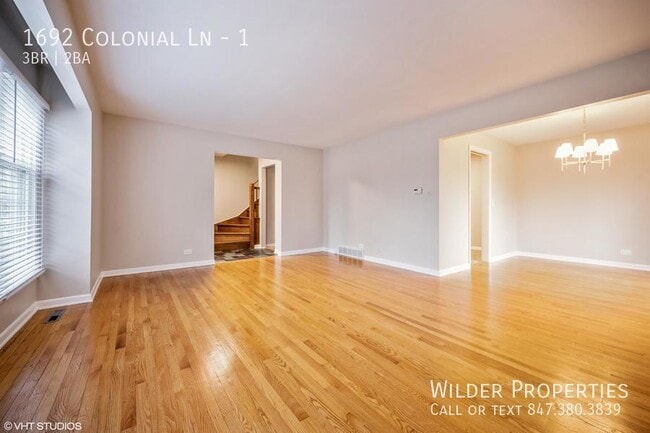 Photo - 1692 Colonial Ln