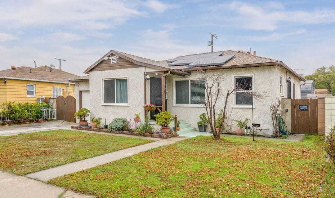 Photo - 8105 Katherine Ave