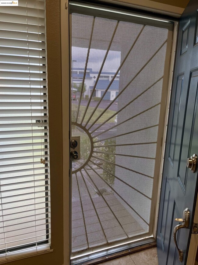 Photo - 5796 Cutter Loop