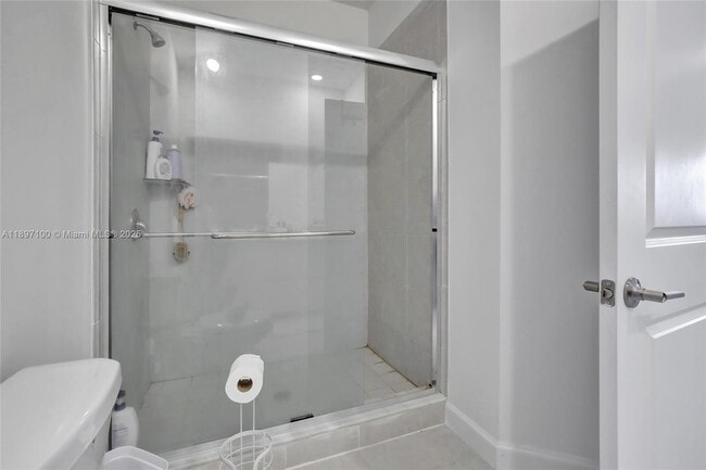 Photo - 20492 NW 4th Ave