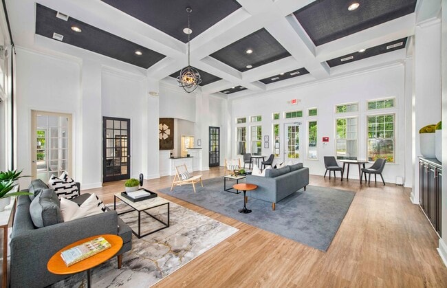 Photo - MAA Huntersville