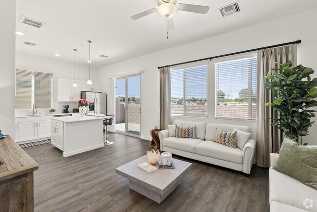 Building Photo - Casitas on Catalina Rental