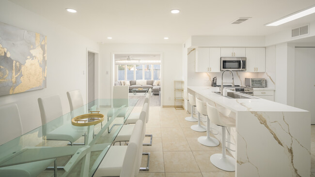 Building Photo - 5818 N Granite Reef Rd Rental