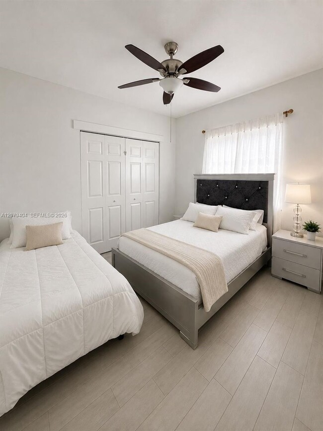 Photo - 8880 SW 25th St