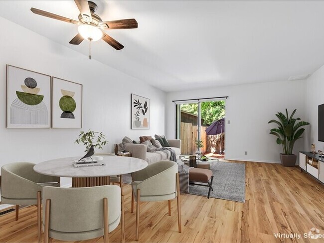 Building Photo - Healdsburg 2BR/1.5 Condo, 2 story, walk to...