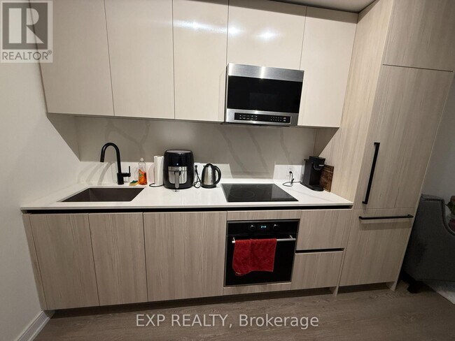 Photo - 425 Front St E Unité 713