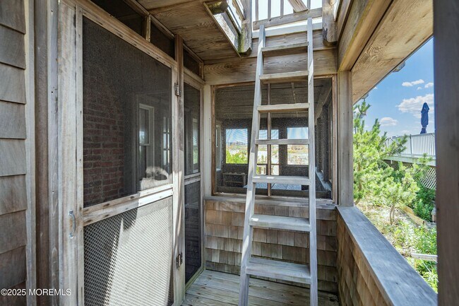 Photo - 146 Sunset Ln