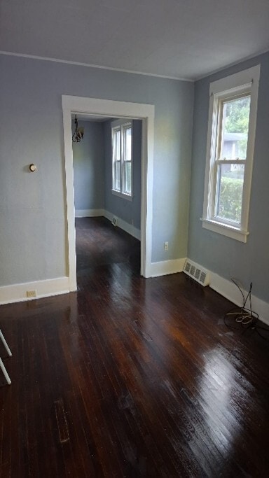 Photo - 182 Provost Rd