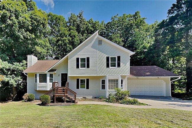 Building Photo - 101 Chantilly Ln