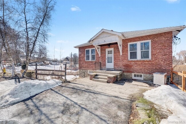 Photo - 44 Cedar Ave