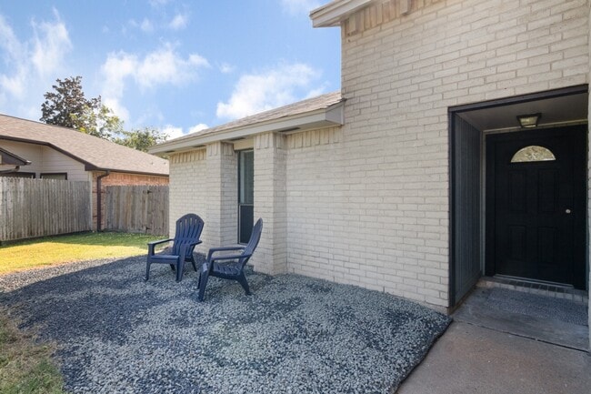 Photo - 15535 Evergreen Pl Dr