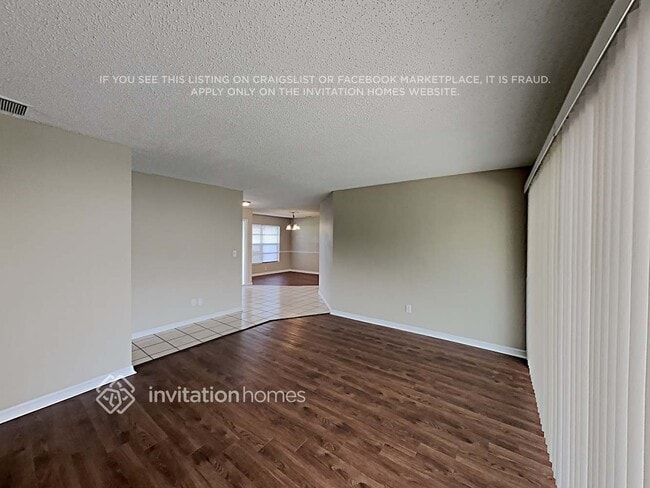 Photo - 1207 Sandalwood Dr