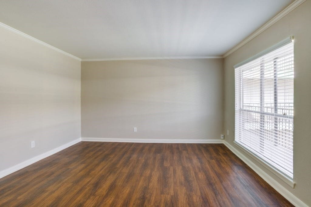 Photo - 2825 Bellefontaine Unit 329A