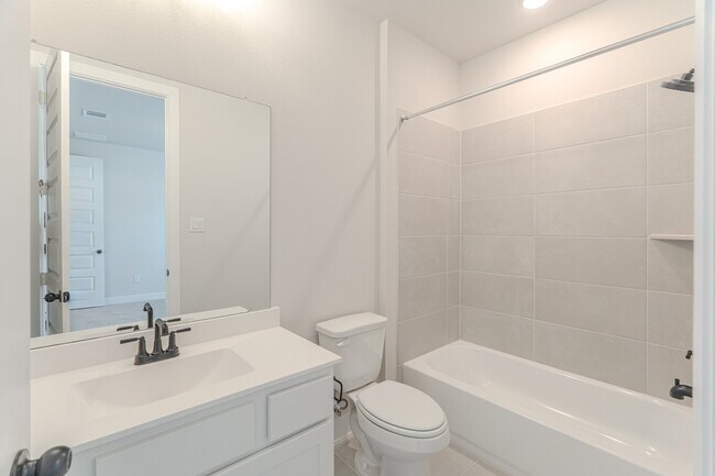 Photo - 119 Mockingbird Trails Dr