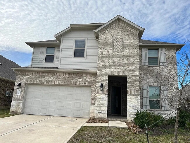 Photo - Four bedroom home with dedicated home office, game room, 2.5 bathrooms, and fenced yard in Fairwa...