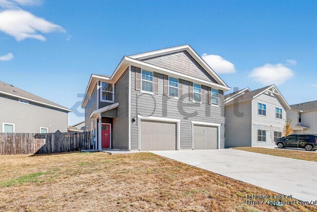 Photo - 13827 Enzo Gate