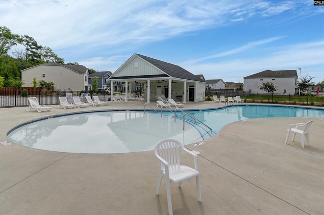 Photo - 18 Manchurian Ct