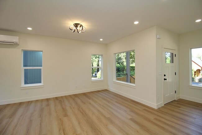 Photo - 4660 SW Fairvale Ct