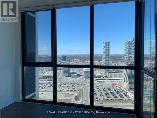 Photo - 2916 Hwy 7 Unité 3707