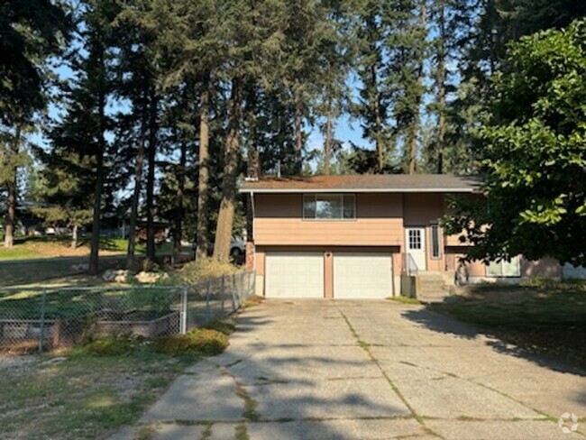 Building Photo - Midtown CDA ! Rental