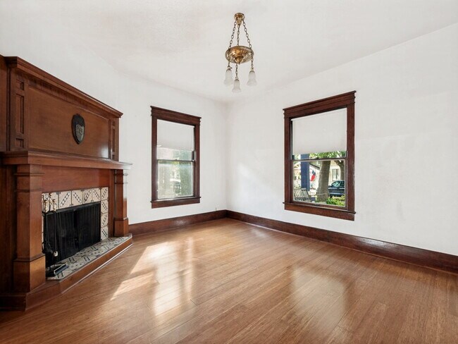 "Charming 4-Bedroom Home with 2 Full Baths in Vibrant Dallas Neighborhood!"