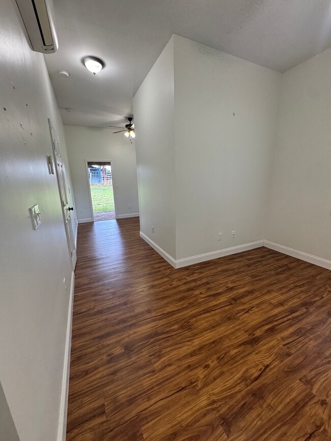 Photo - 254 Chastain Rd Unit Barndo