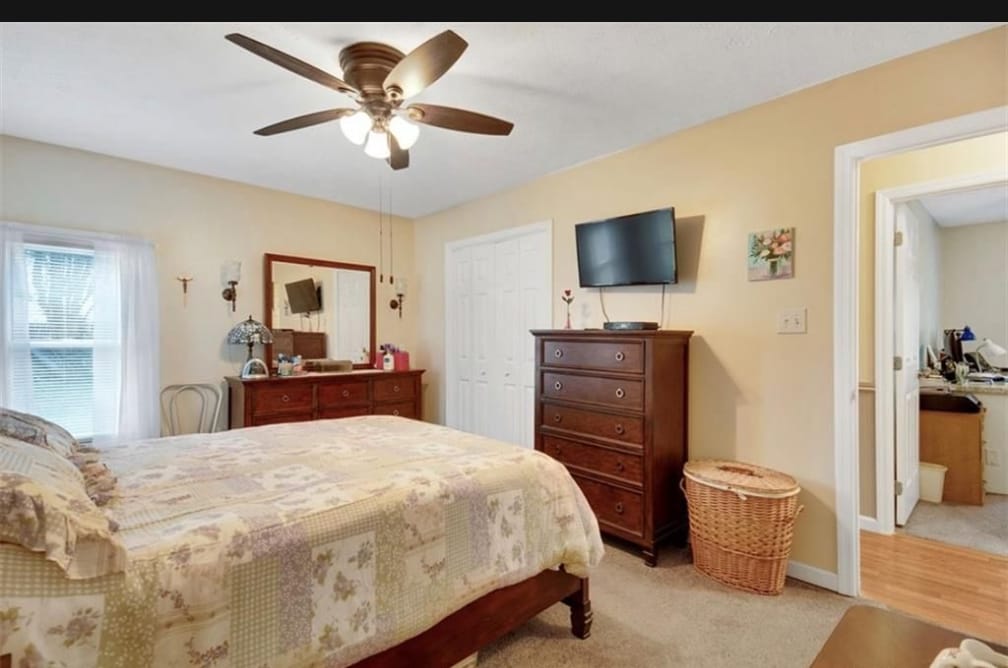 Photo - 3243 Gilbert Rd