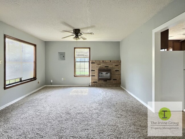 Photo - 3 Bed, 2 Full Bath - Country Charm with Modern Updates Near Prattville and Maxwell AFB
