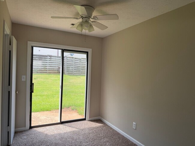Photo - CountryPlace Townhomes off Lakeside Drive