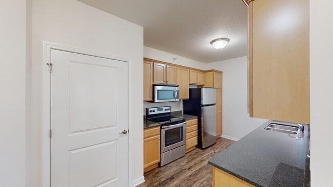 Grayhawk Apartments