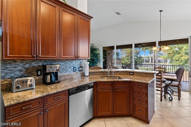 6693 Alden Woods Cir Unit 202