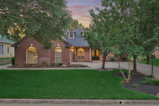 Photo - 16 Waterberry Way