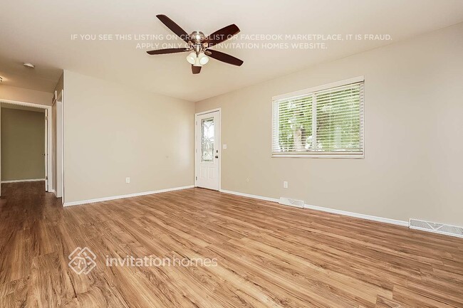 Photo - 10530 W 106th Pl