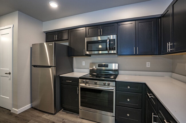 Photo - Hillside Apartments