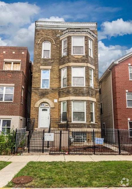 Building Photo - 3832 W Lexington St Rental