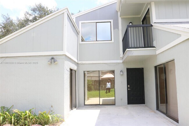 Photo - 617 NW 132nd Terrace