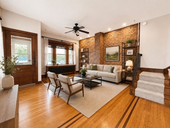 Building Photo - Charming Manayunk Rowhome with Private Yard & Front Porch Near Main Street