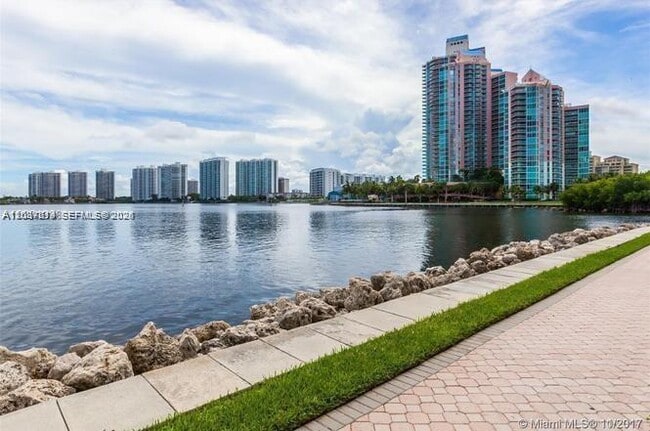 Photo - 3500 Mystic Pointe Dr Unit 2306