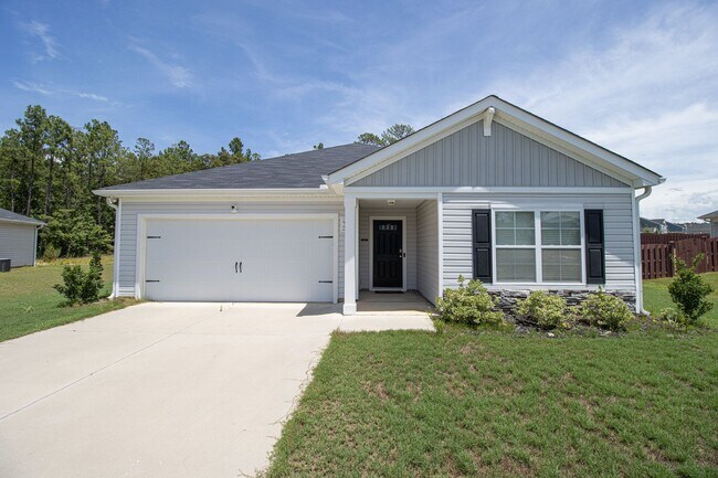 Gorgeous 3 Bedroom, 2 Bath - Available NOW! - Gorgeous 3 Bedroom, 2 Bath - Available NOW! House