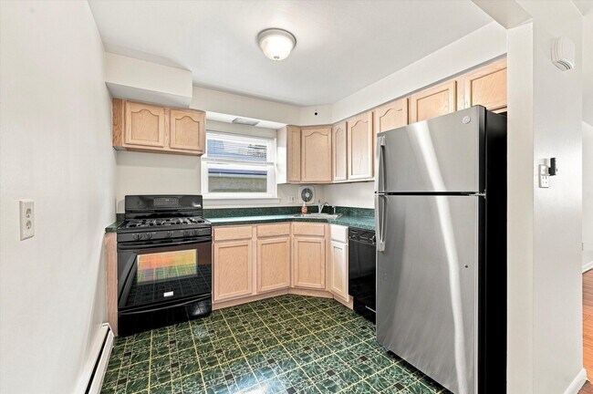 7815 Queen St Unit A
