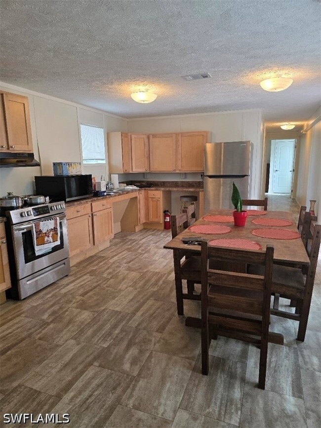 Photo - 8385 Marx Dr