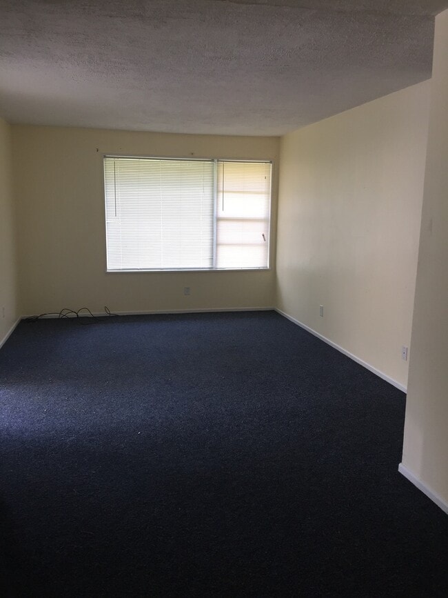 3 Bed, 1 Bath Home - 3 Bed, 1 Bath Home