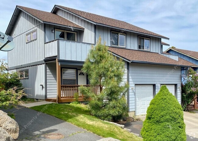 Building Photo - 1697 NE Lotus Dr Unit 1 Rental