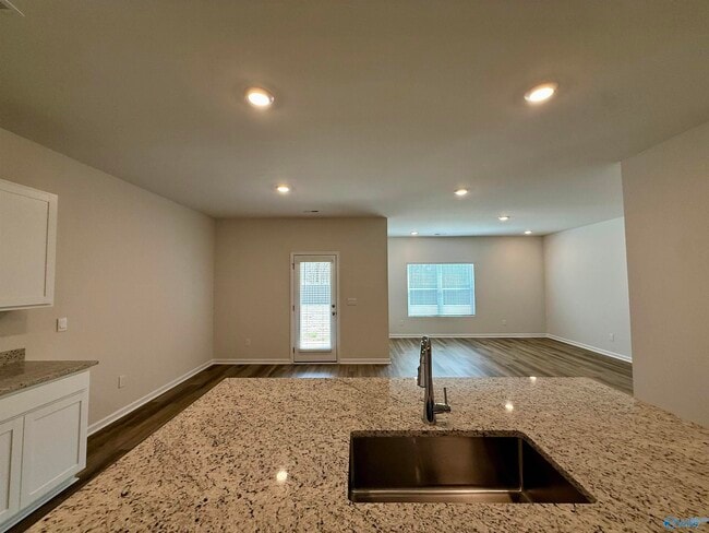 Photo - 1263 Eidson St